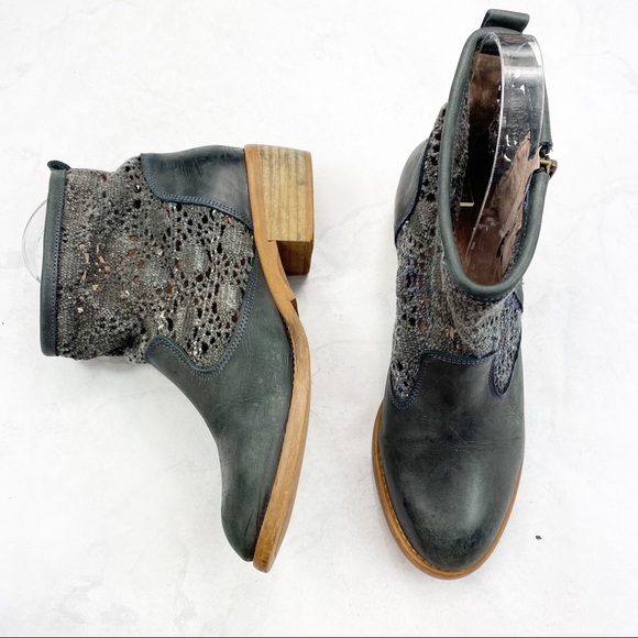 [Musse & Cloud] Leather Western-Style Ankle Boots - Picture 2 of 6